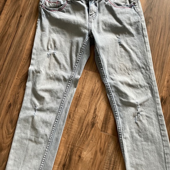 Jeans - Picture 2 of 4